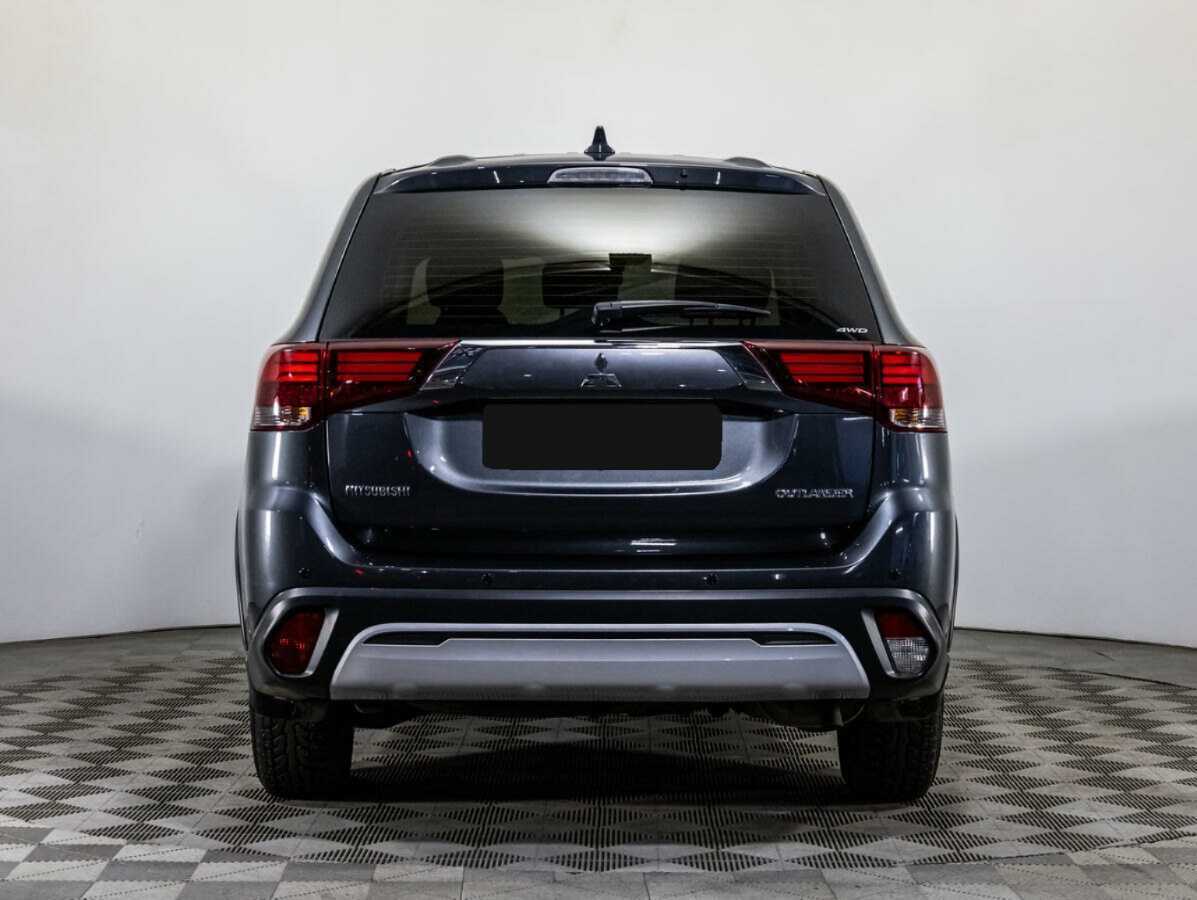 Mitsubishi Outlander с пробегом — 2019 год. Фото: #4