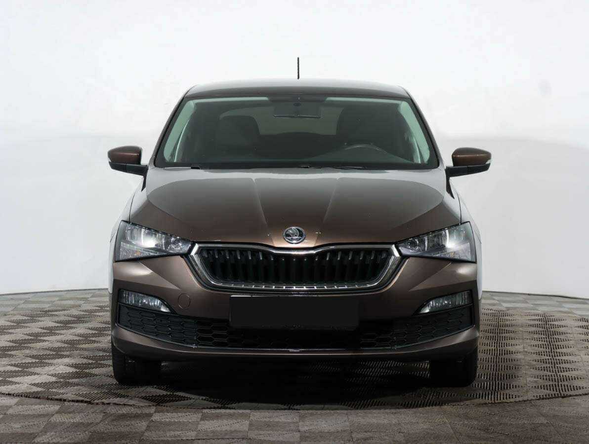 Skoda Rapid с пробегом — 2020 год. Фото: #4