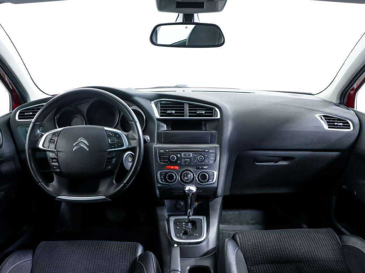 Citroen C4 с пробегом — 2013 год. Фото: #9
