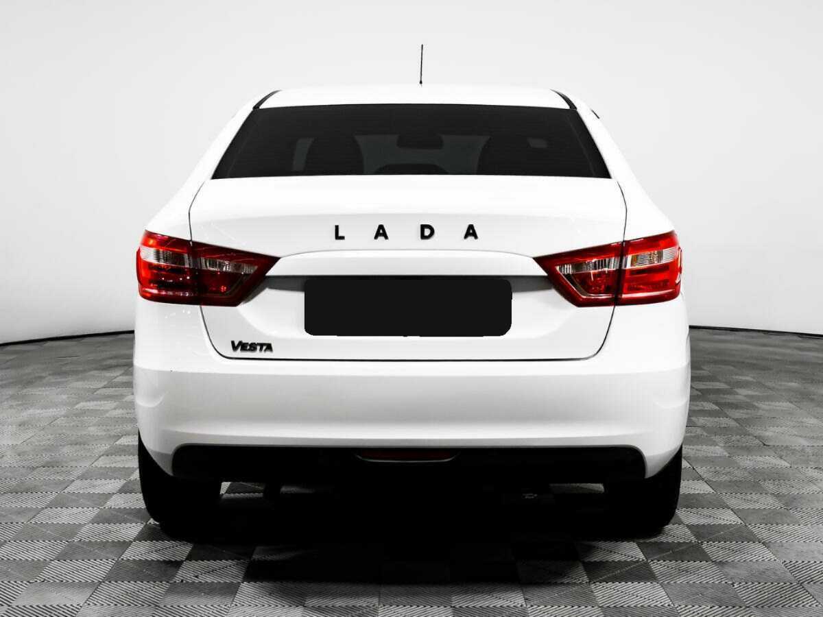 Lada (ВАЗ) Vesta с пробегом — 2021 год. Фото: #5
