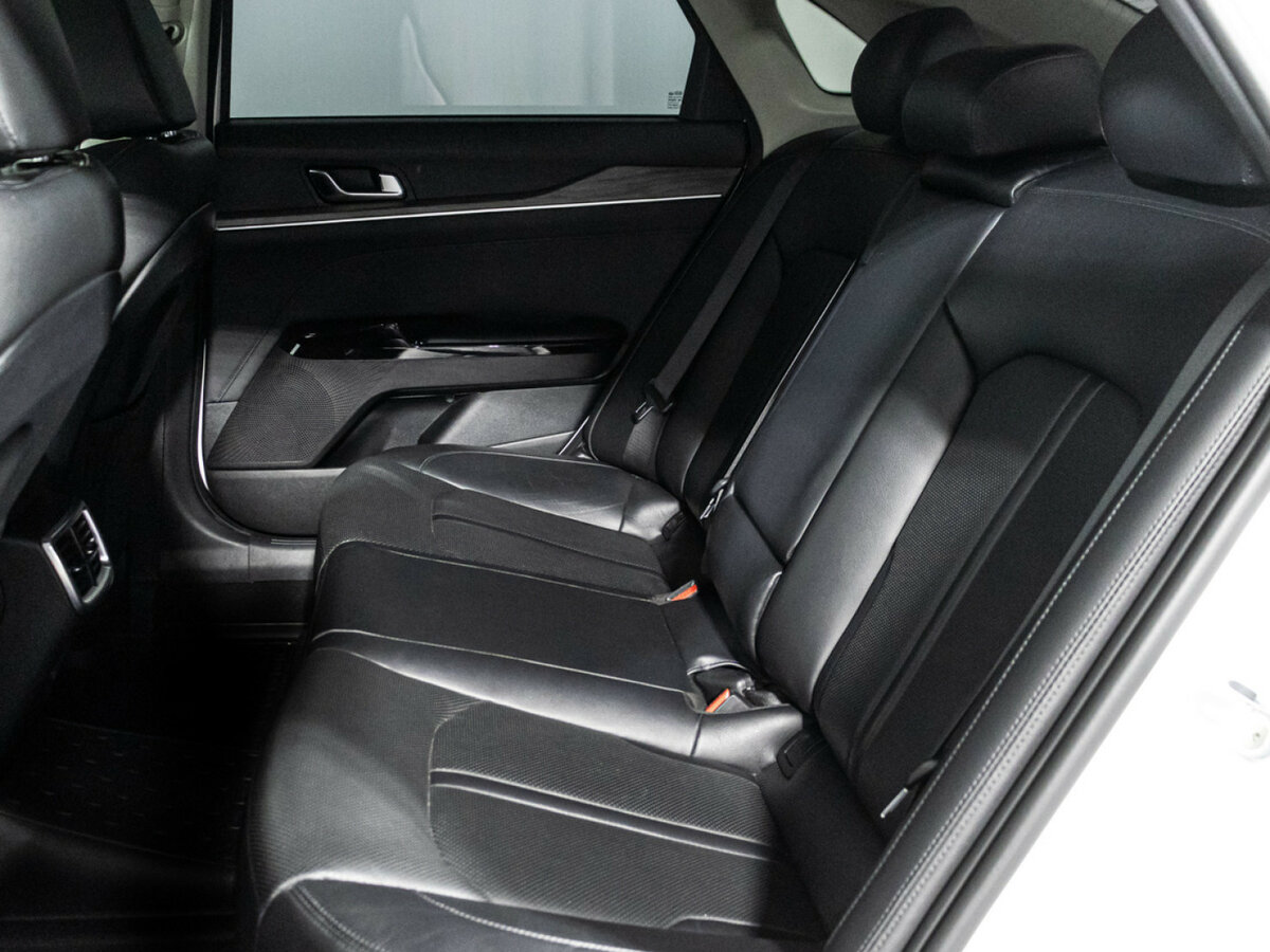 Kia K5 с пробегом — 2021 год. Фото: #9