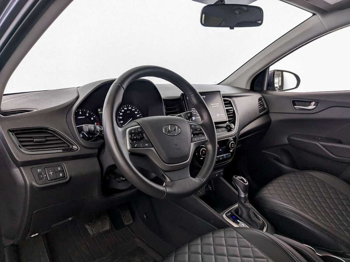 Hyundai Solaris с пробегом — 2021 год. Фото: #13