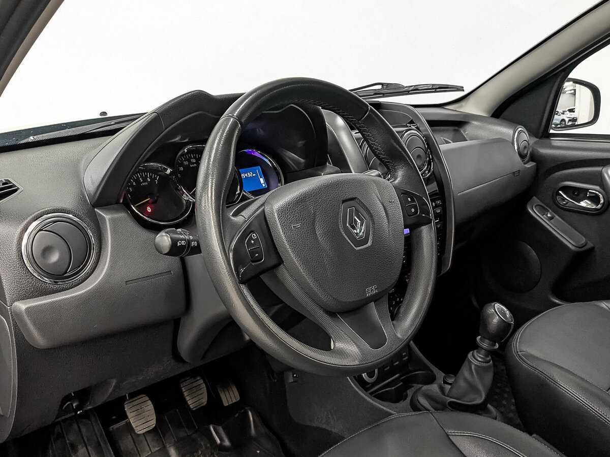 Renault Duster с пробегом — 2015 год. Фото: #14