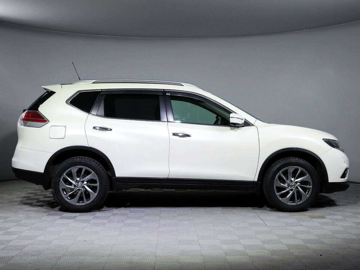 Nissan X-Trail с пробегом — 2015 год. Фото: #3