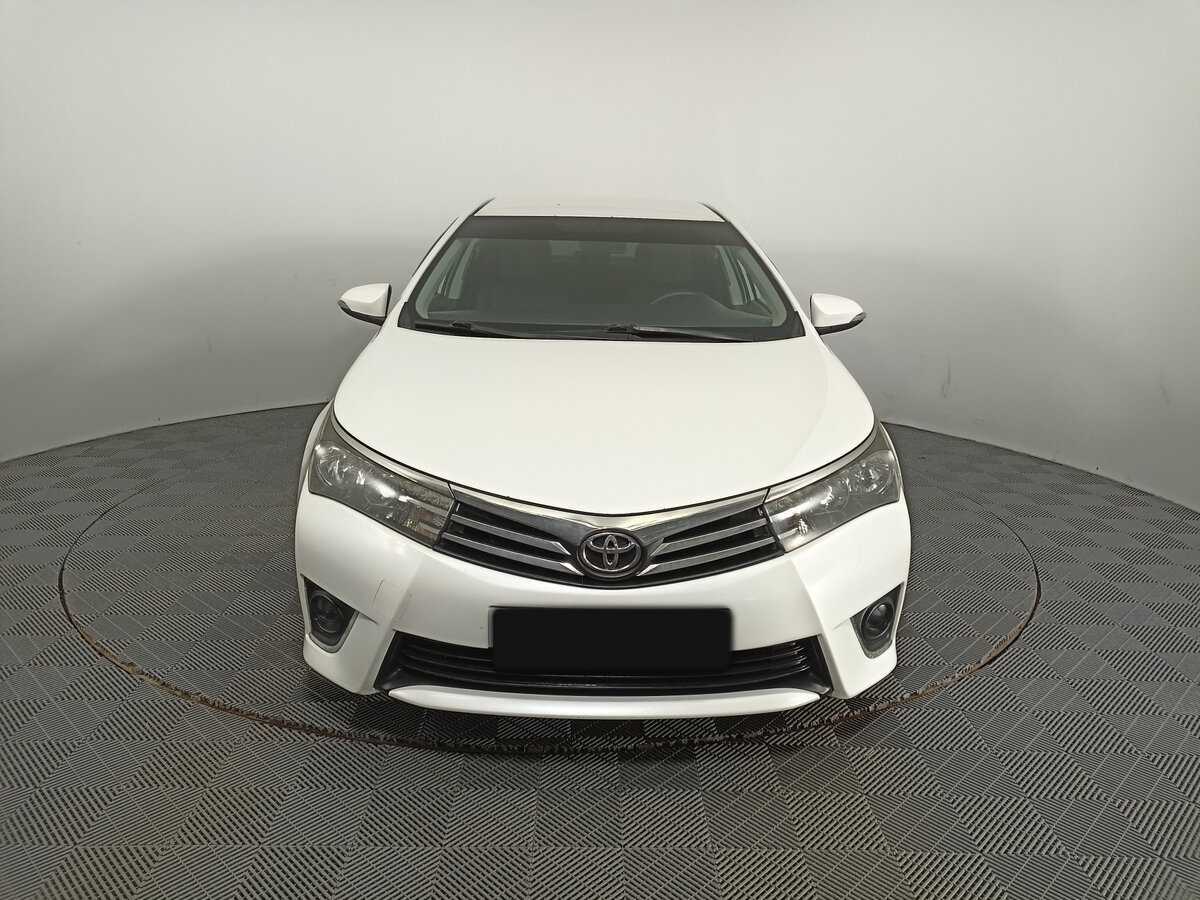 Toyota Corolla с пробегом — 2013 год. Фото: #1