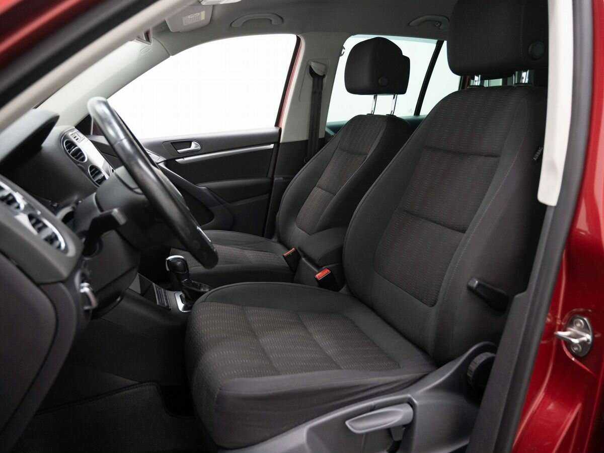 Volkswagen Tiguan с пробегом — 2012 год. Фото: #7