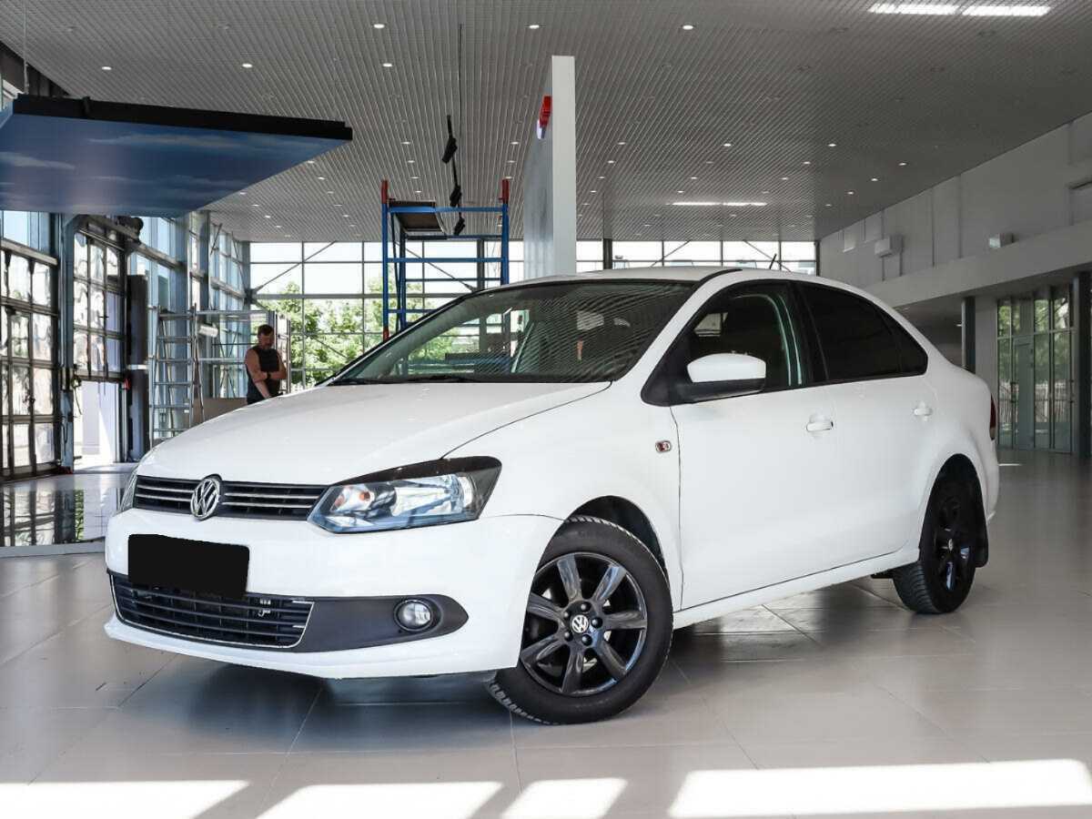 Volkswagen Polo с пробегом — 2013 год. Фото: #0
