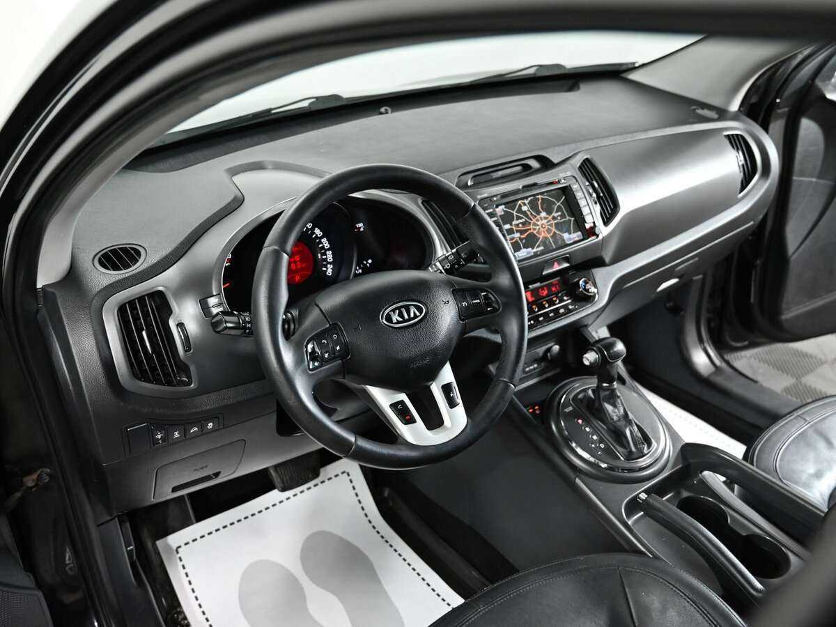Kia Sportage с пробегом — 2012 год. Фото: #4