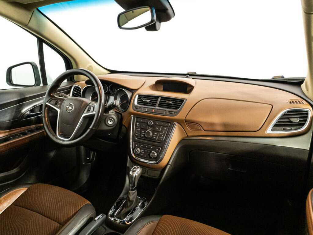 Opel Mokka с пробегом — 2012 год. Фото: #8