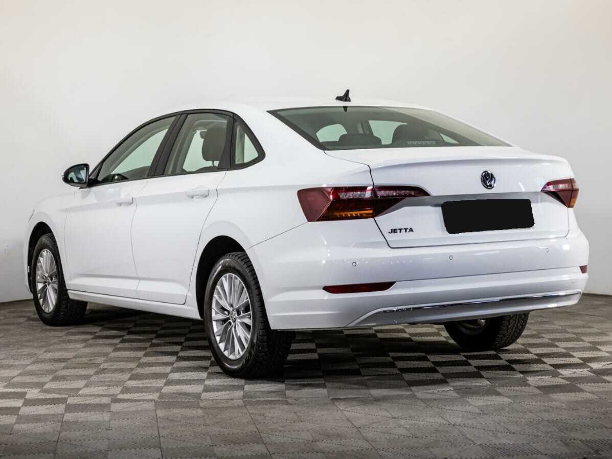 Volkswagen Jetta с пробегом — 2020 год. Фото: #6