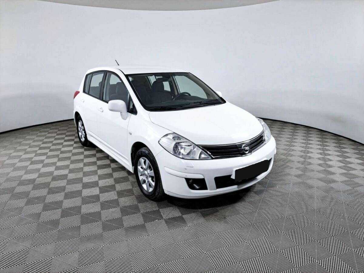 Nissan Tiida с пробегом — 2012 год. Фото: #2