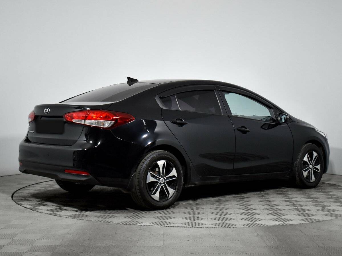 Kia Cerato с пробегом — 2018 год. Фото: #4