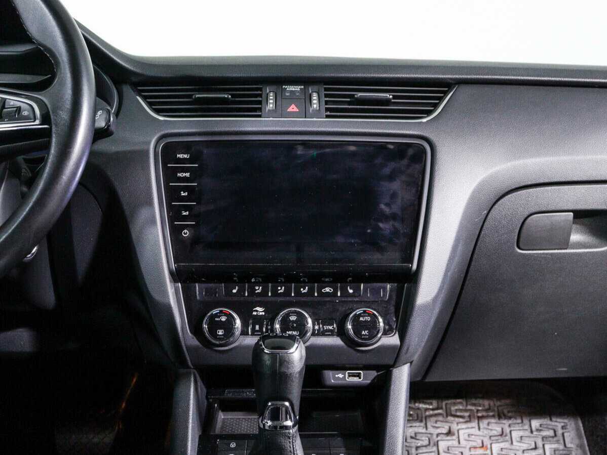 Skoda Octavia с пробегом — 2019 год. Фото: #10