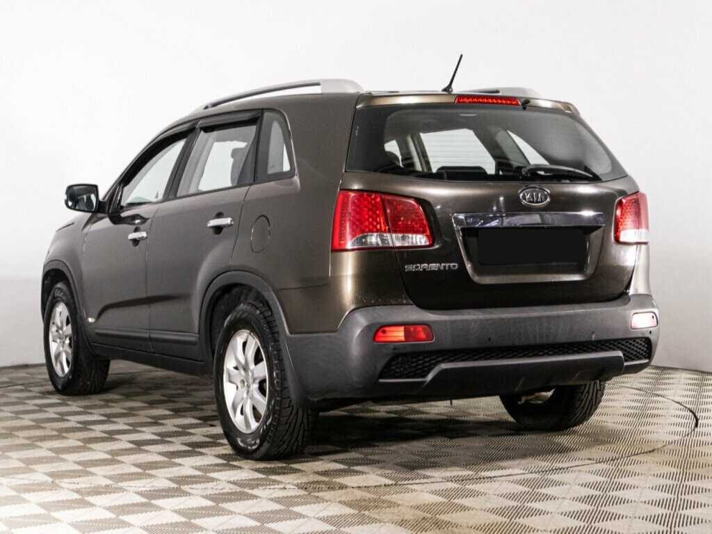 Kia Sorento с пробегом — 2012 год. Фото: #6