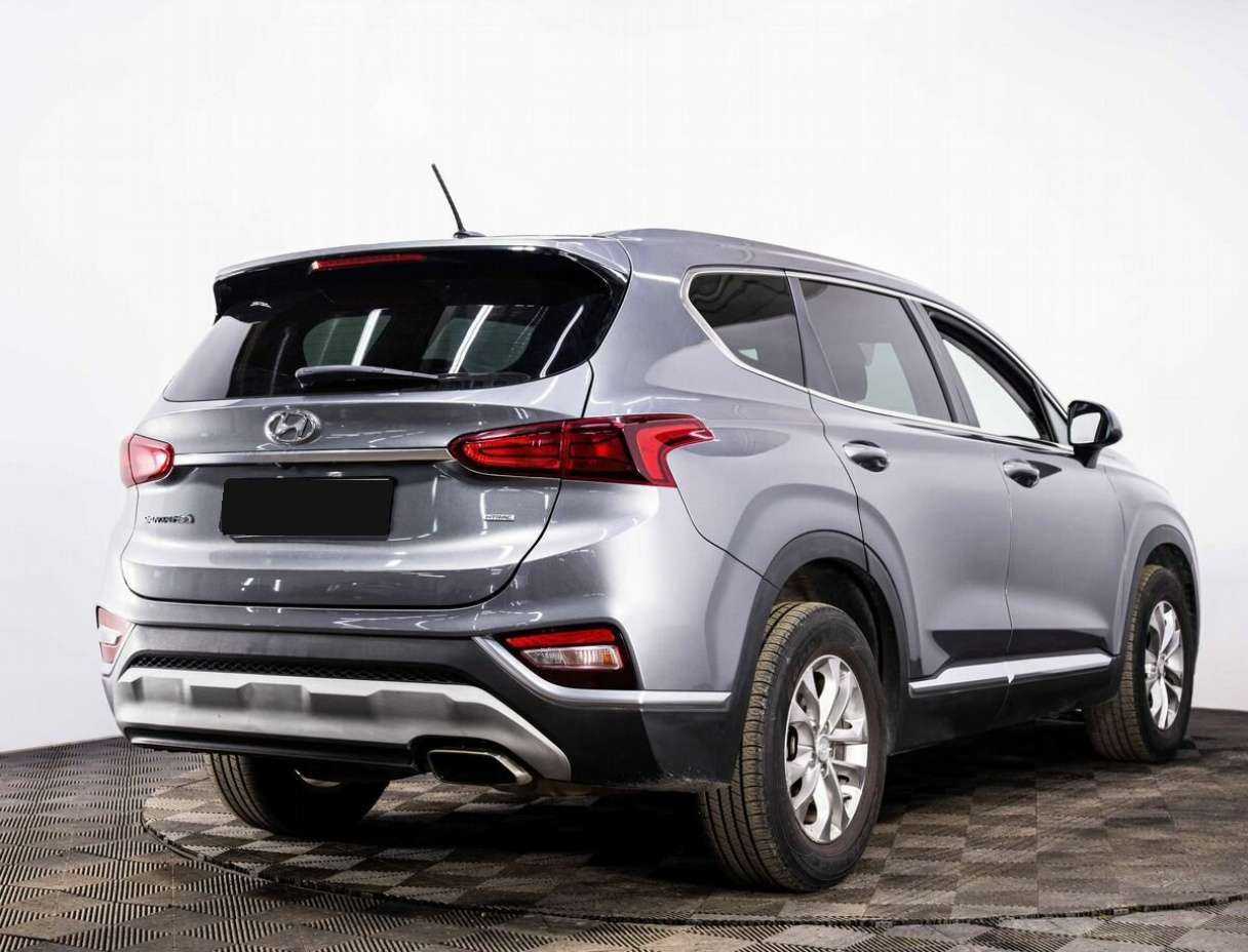 Hyundai Santa Fe с пробегом — 2019 год. Фото: #5