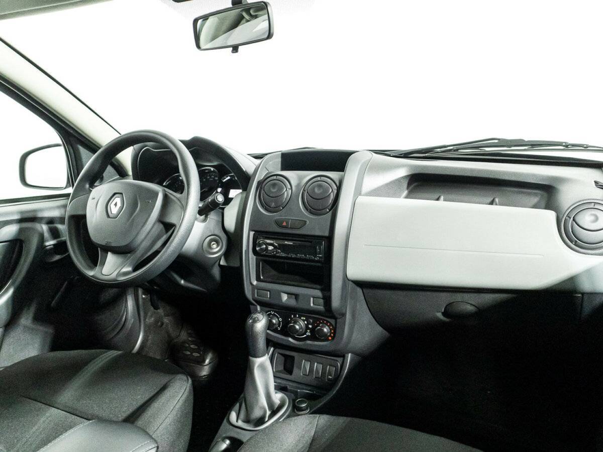 Renault Duster с пробегом — 2016 год. Фото: #8