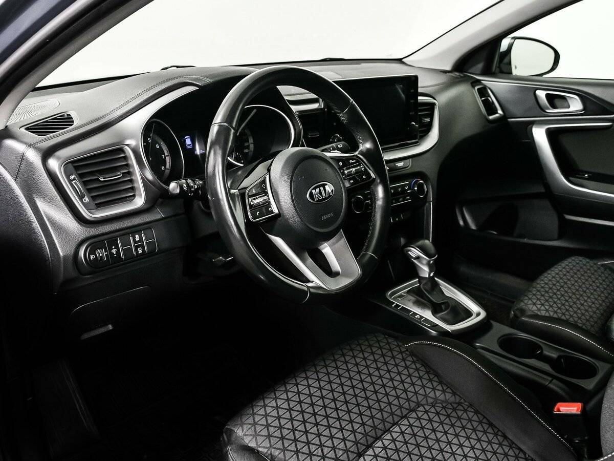 Kia Ceed с пробегом — 2020 год. Фото: #12
