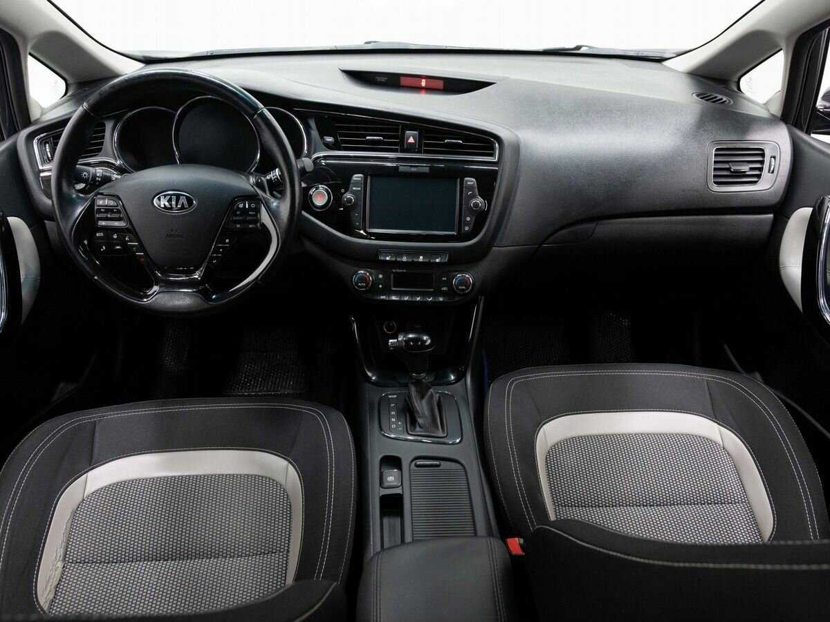 Kia Ceed с пробегом — 2017 год. Фото: #13