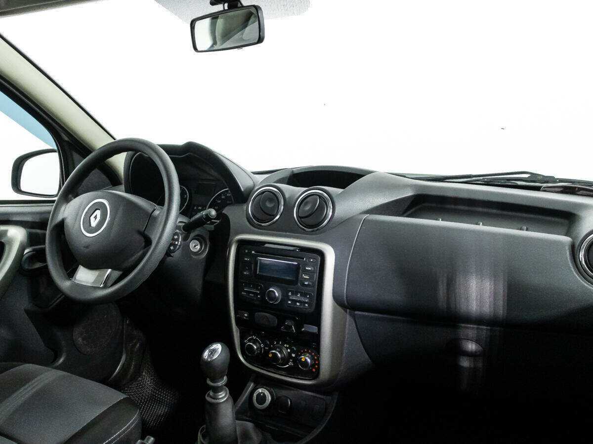 Renault Duster с пробегом — 2015 год. Фото: #8