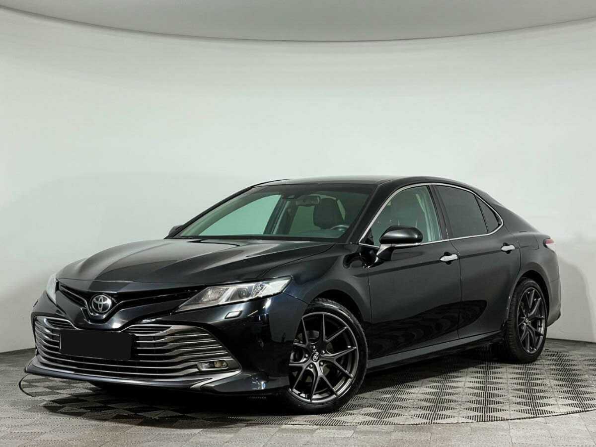 Toyota Camry с пробегом — 2020 год. Посмотреть фото