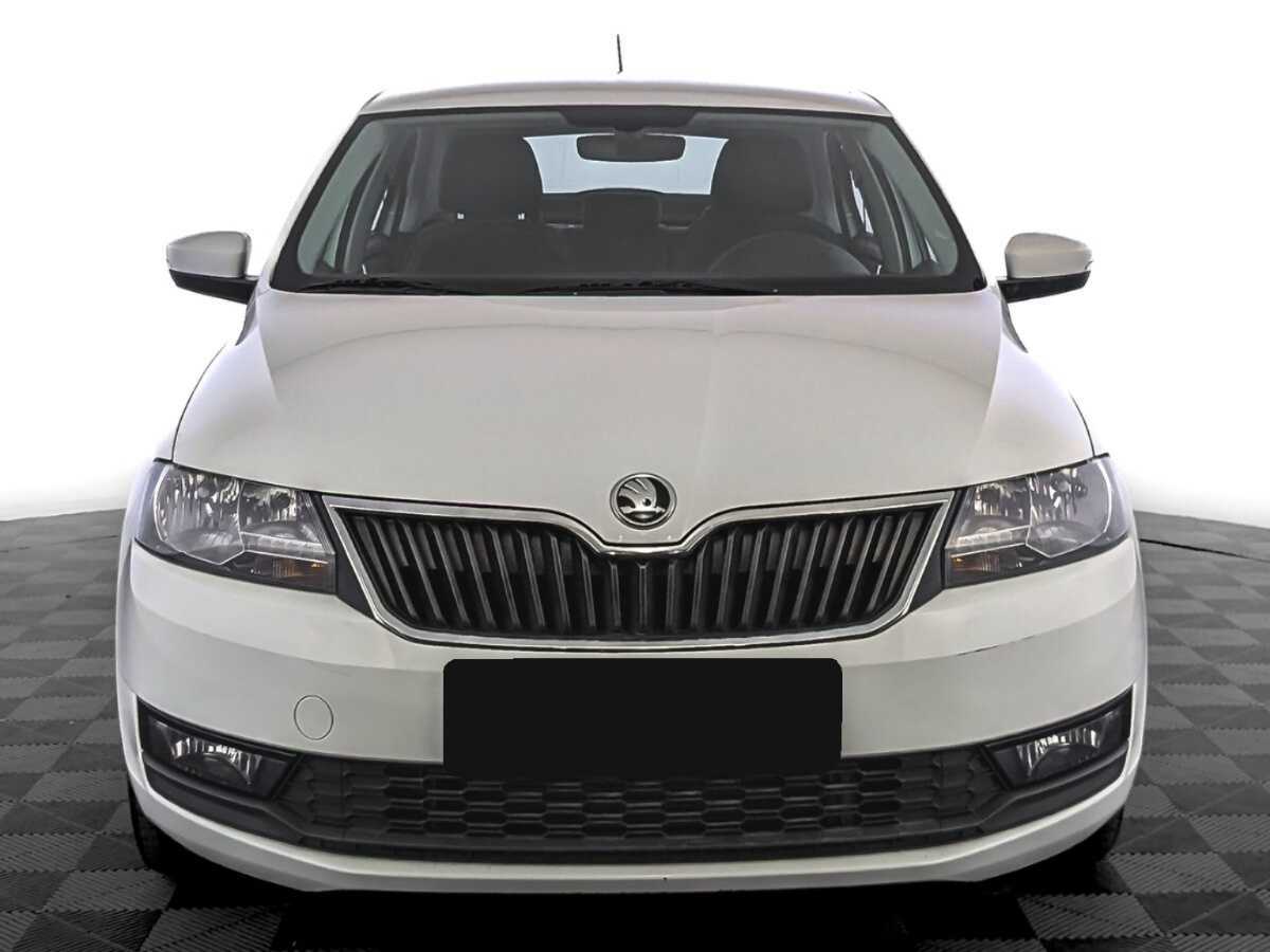 Skoda Rapid с пробегом — 2019 год. Фото: #1