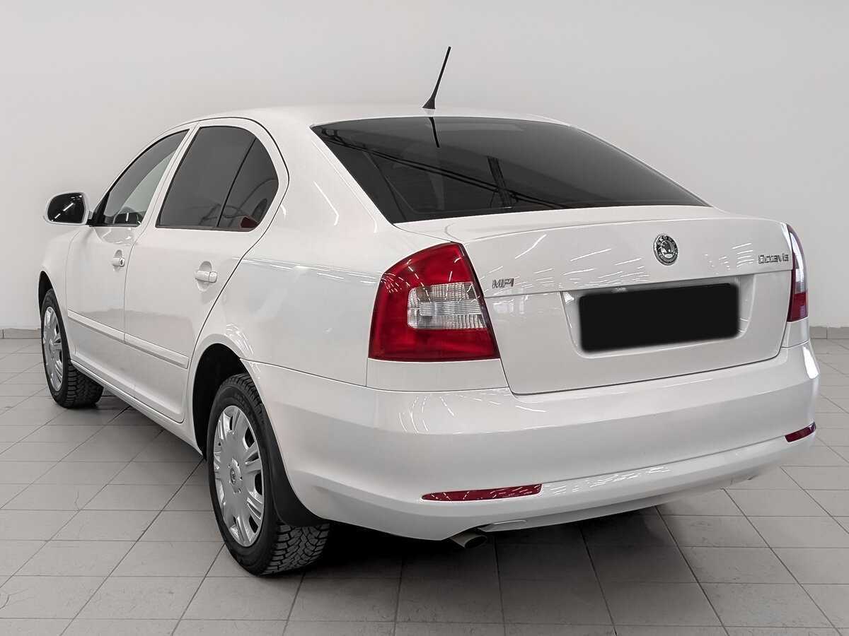 Skoda Octavia с пробегом — 2013 год. Фото: #6