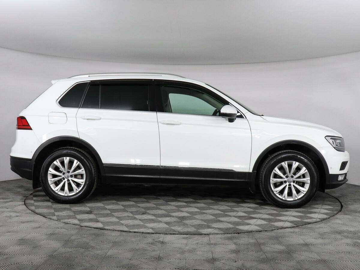 Volkswagen Tiguan с пробегом — 2017 год. Фото: #3
