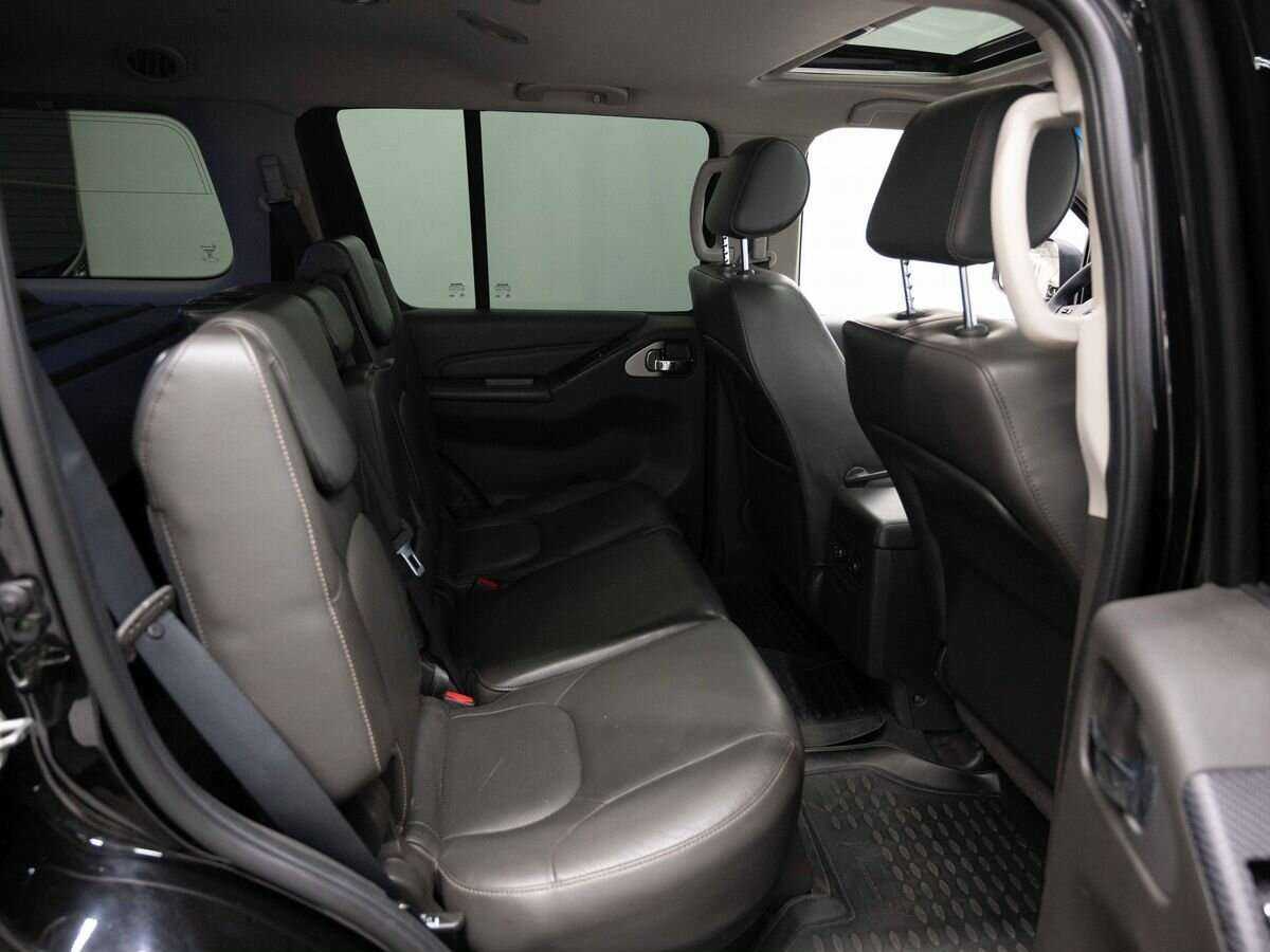Nissan Pathfinder с пробегом — 2013 год. Фото: #9