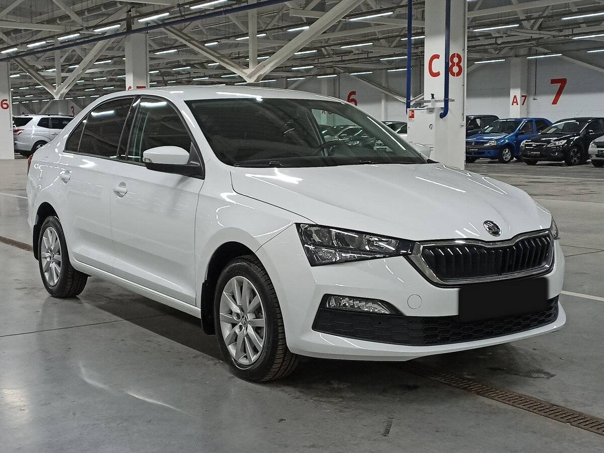 Skoda Rapid с пробегом — 2022 год. Фото: #2