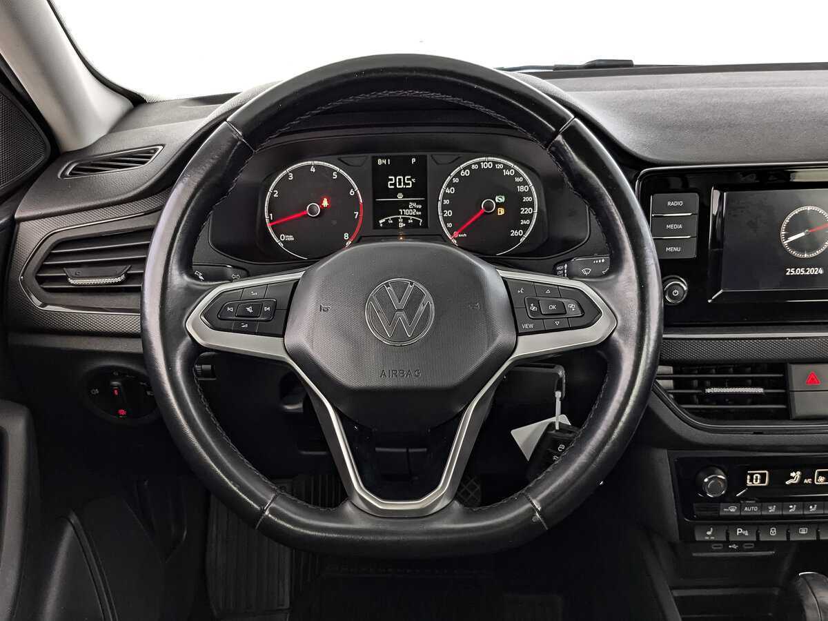 Volkswagen Polo с пробегом — 2021 год. Фото: #17