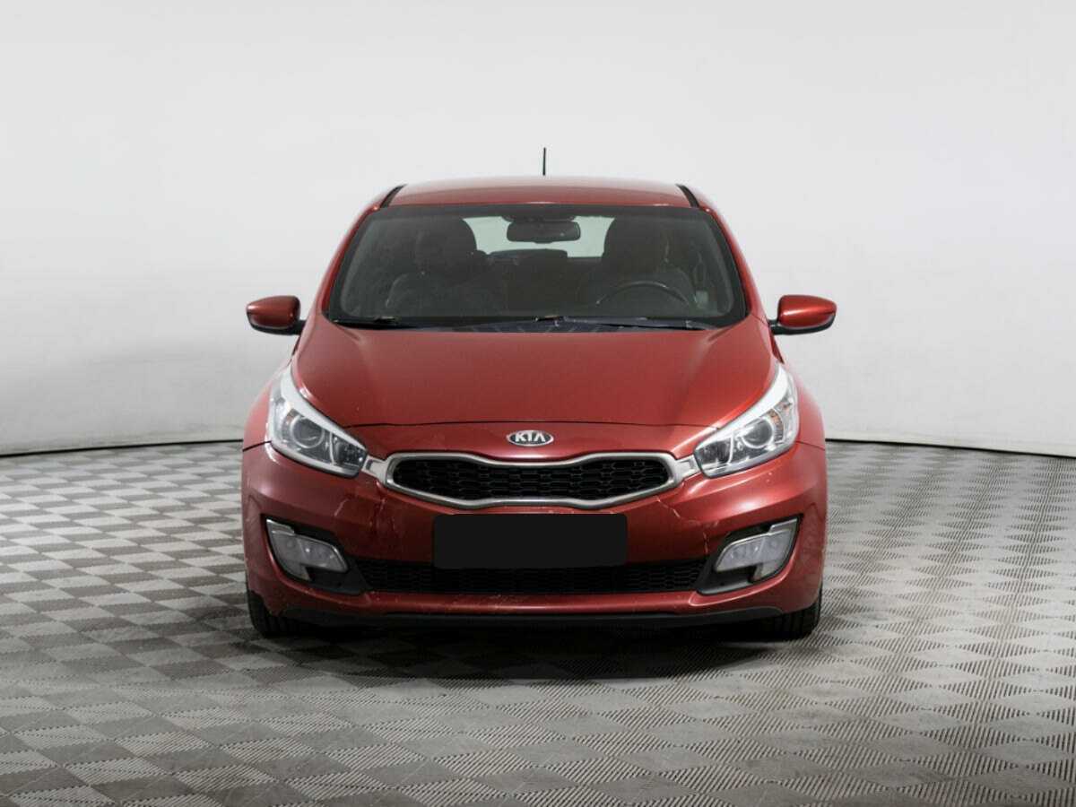 Kia Ceed с пробегом — 2013 год. Фото: #1