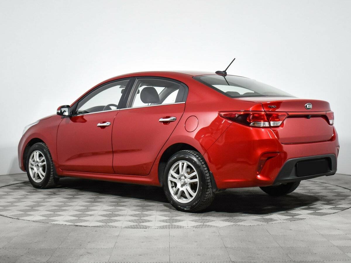 Kia Rio с пробегом — 2018 год. Фото: #6