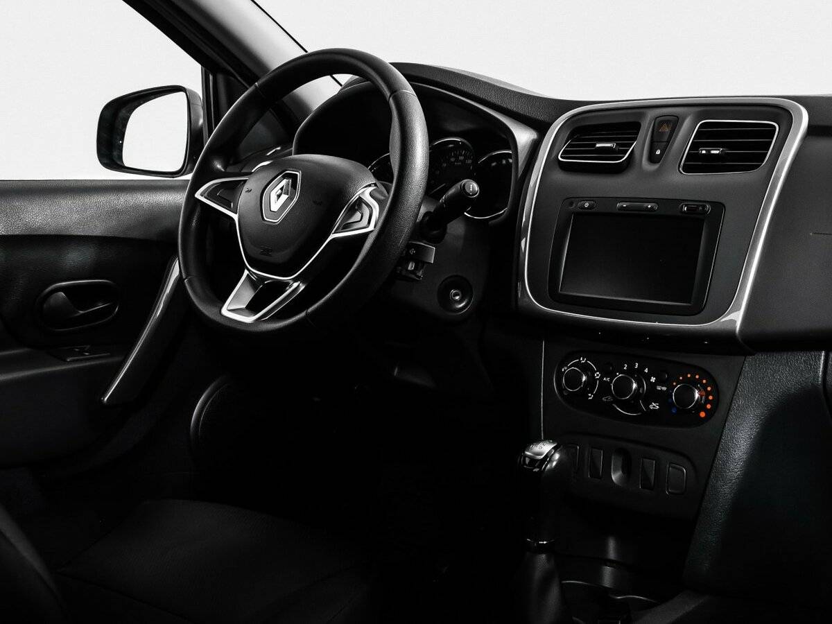 Renault Logan с пробегом — 2020 год. Фото: #8