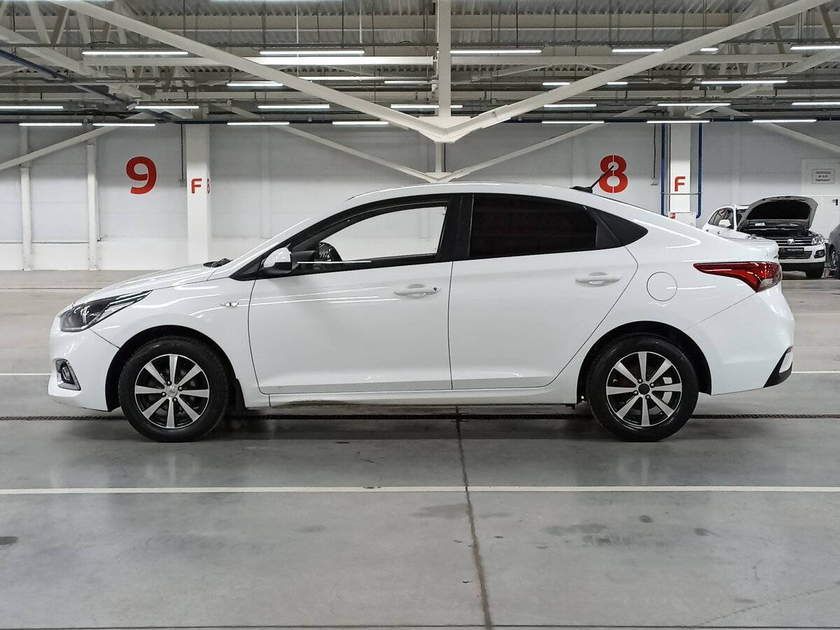 Hyundai Solaris с пробегом — 2019 год. Фото: #7