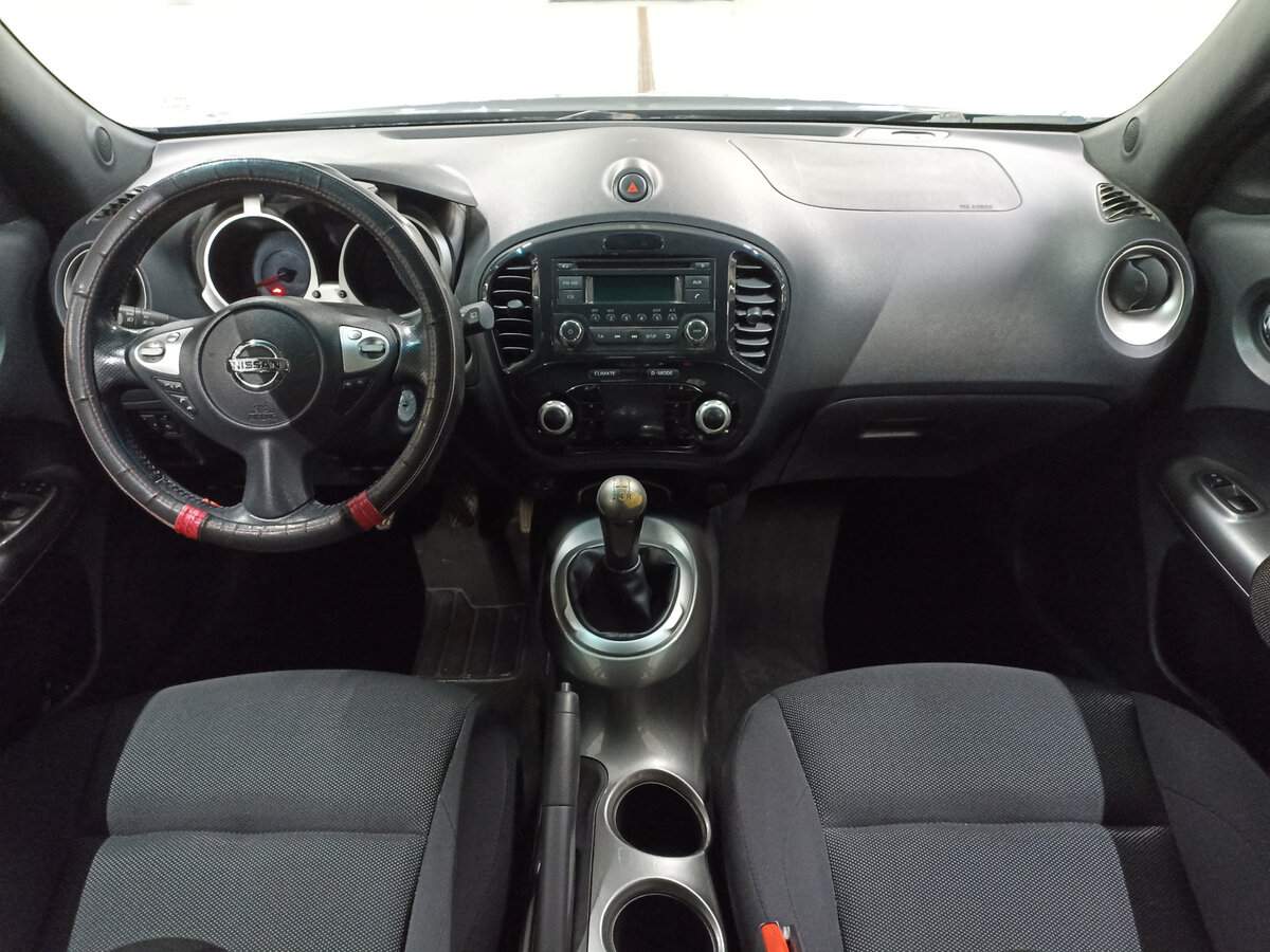 Nissan Juke с пробегом — 2012 год. Фото: #13