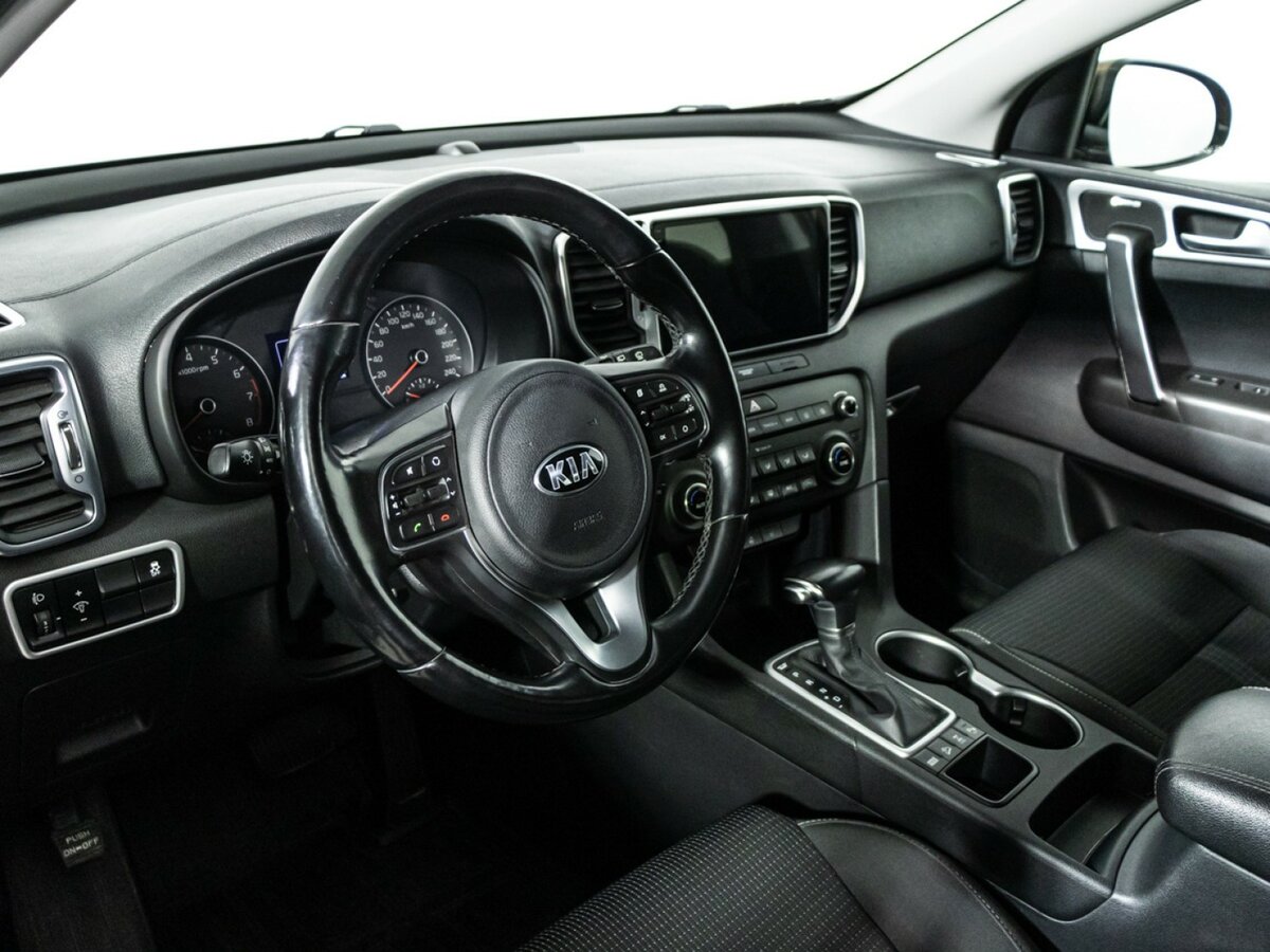 Kia Sportage с пробегом — 2016 год. Фото: #10