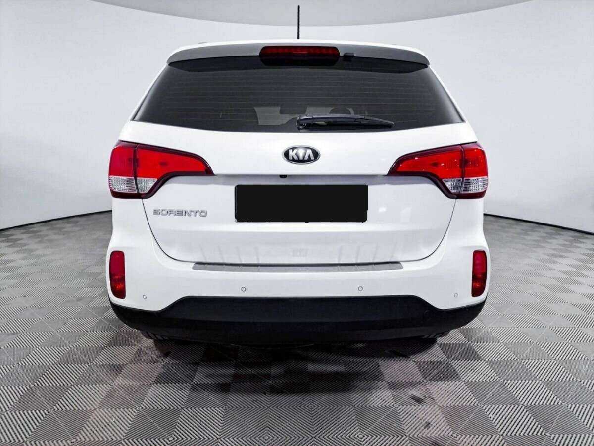 Kia Sorento с пробегом — 2014 год. Фото: #5