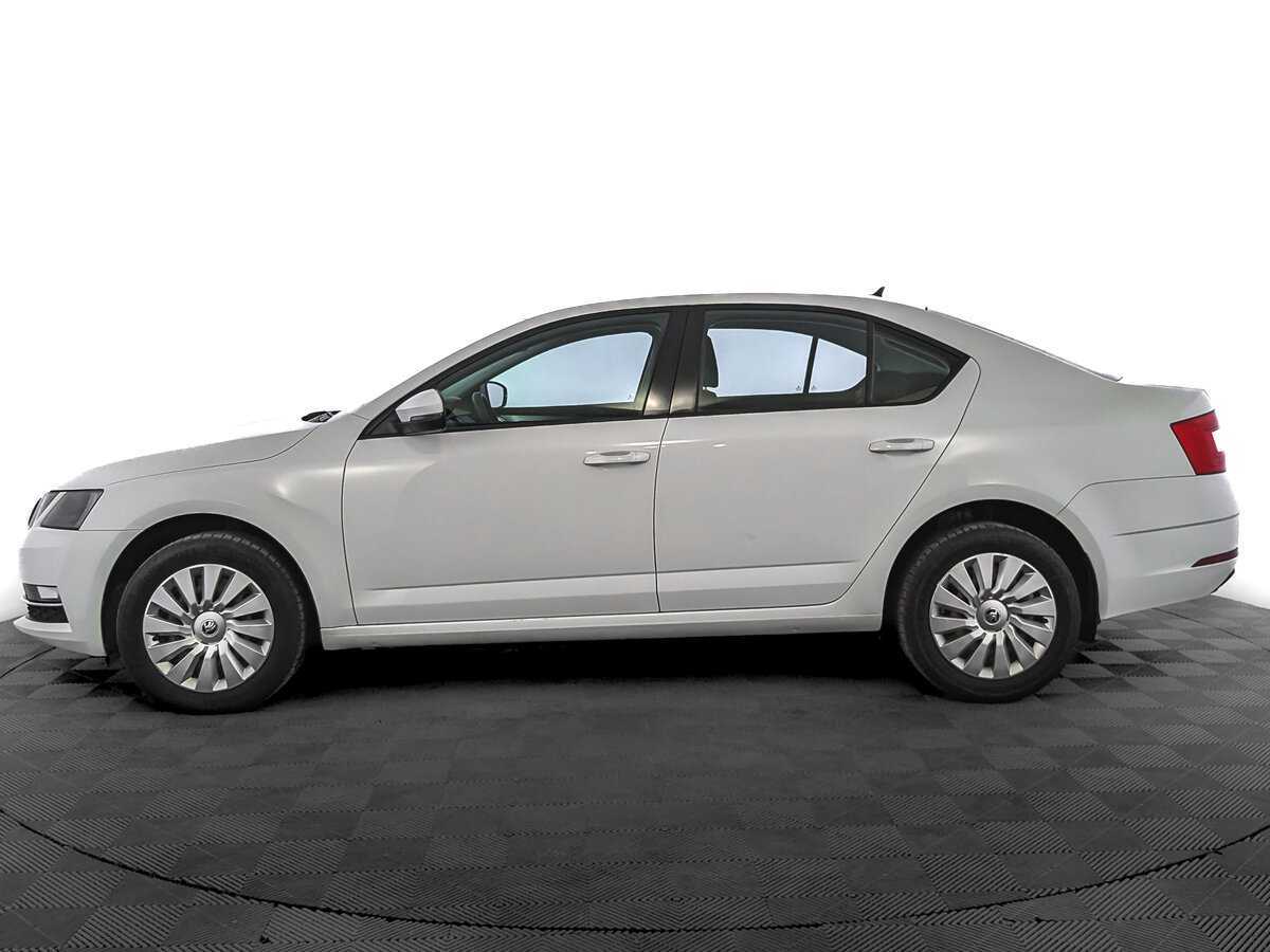 Skoda Octavia с пробегом — 2017 год. Фото: #7