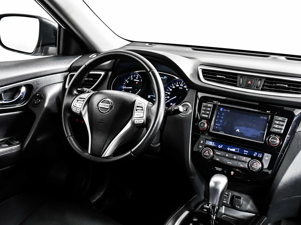 Nissan X-Trail с пробегом — 2015 год. Фото: #6