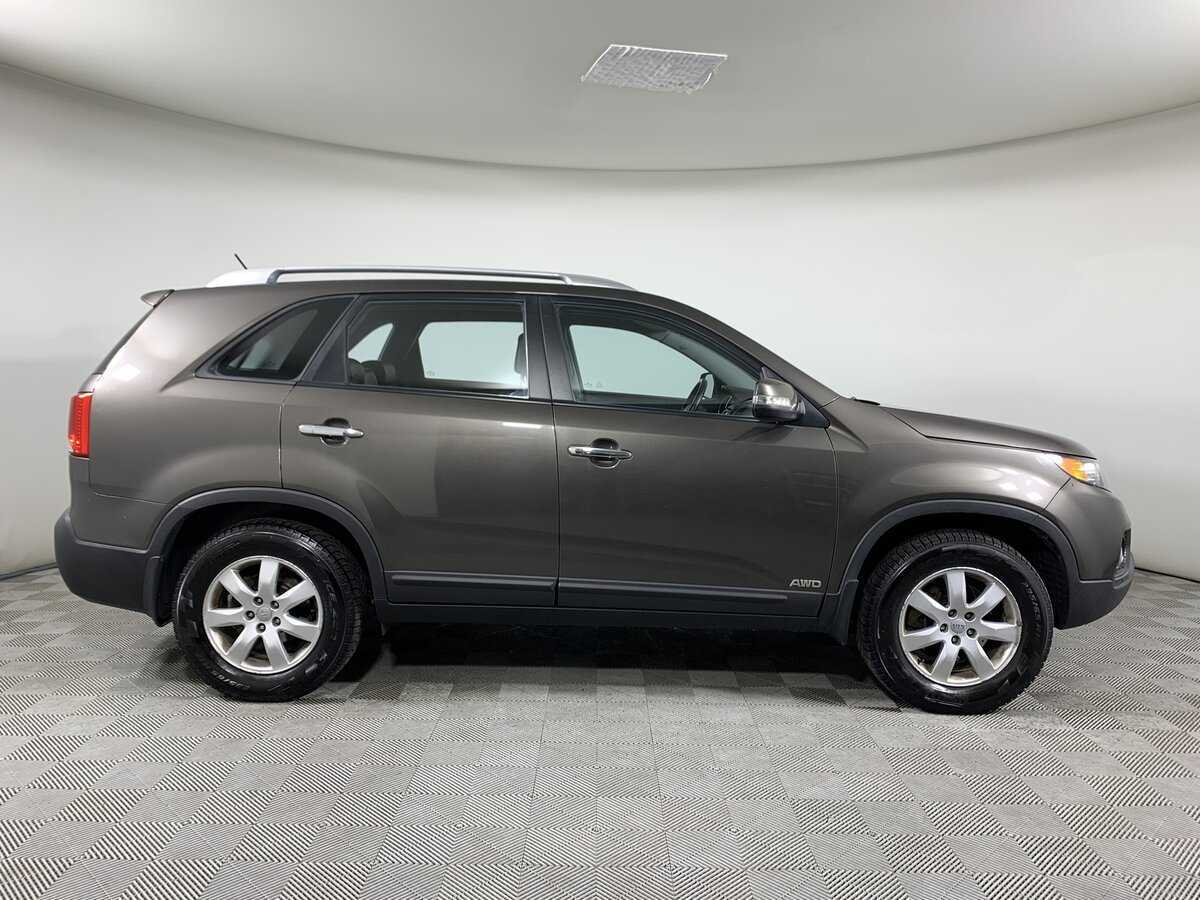 Kia Sorento с пробегом — 2012 год. Фото: #3
