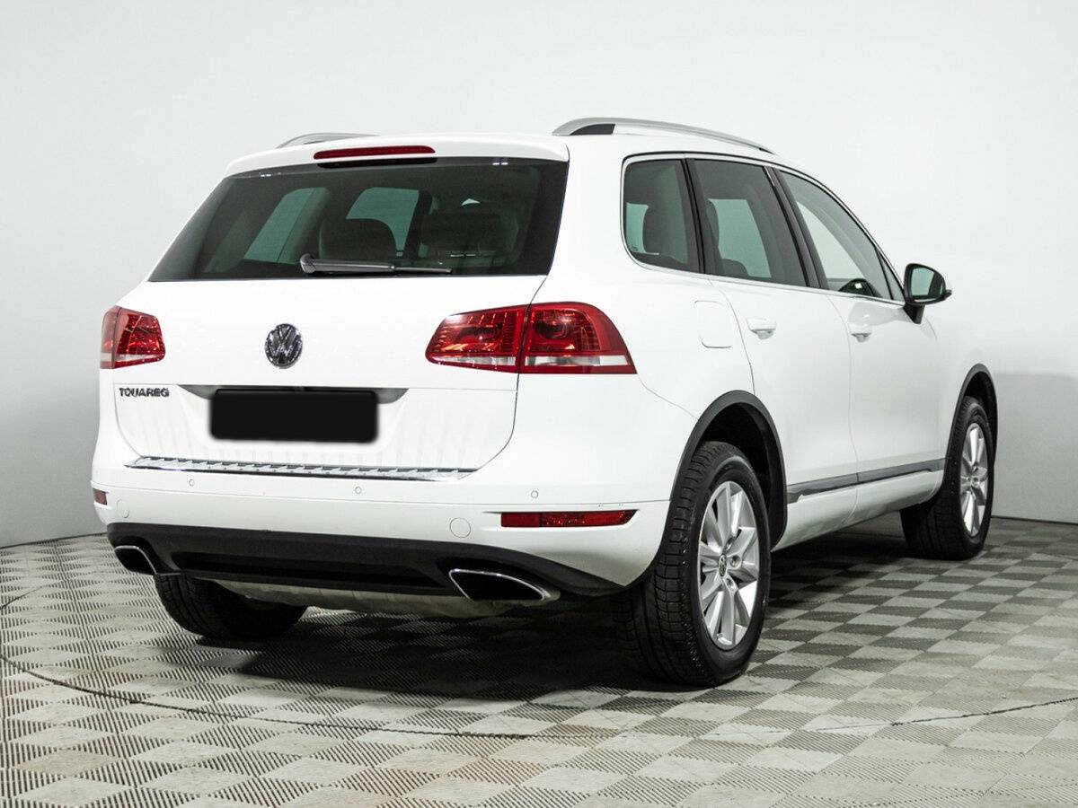 Volkswagen Touareg с пробегом — 2013 год. Фото: #3