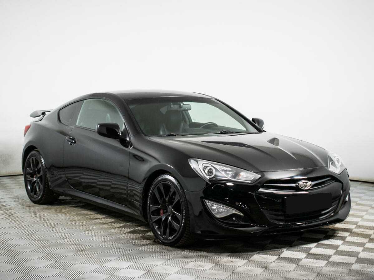 Hyundai Genesis Coupe с пробегом — 2012 год. Фото: #2