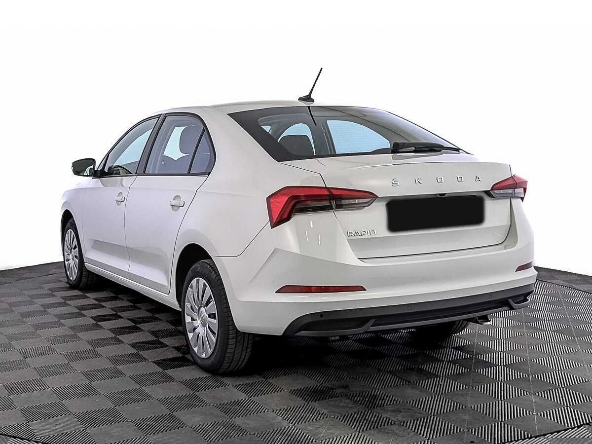 Skoda Rapid с пробегом — 2020 год. Фото: #6