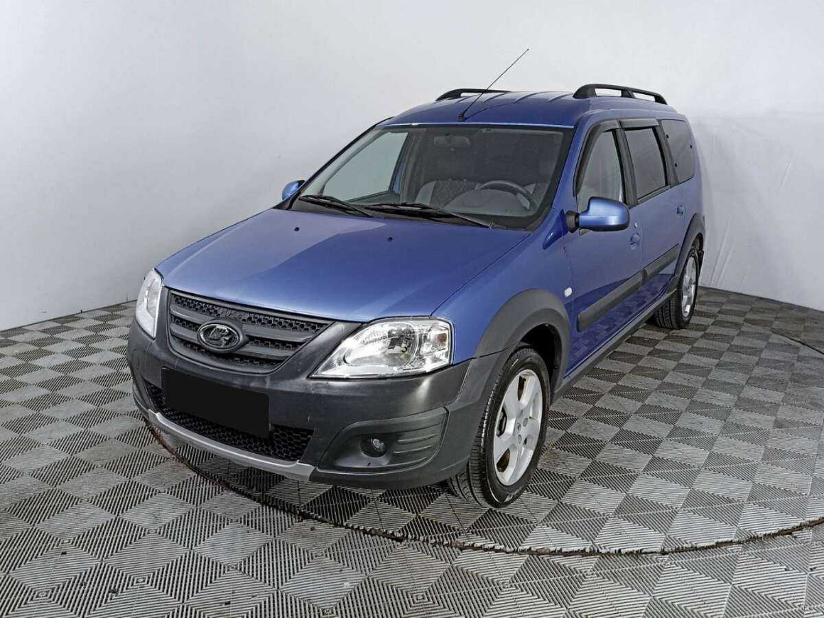 Lada (ВАЗ) Largus с пробегом — 2020 год. Посмотреть фото