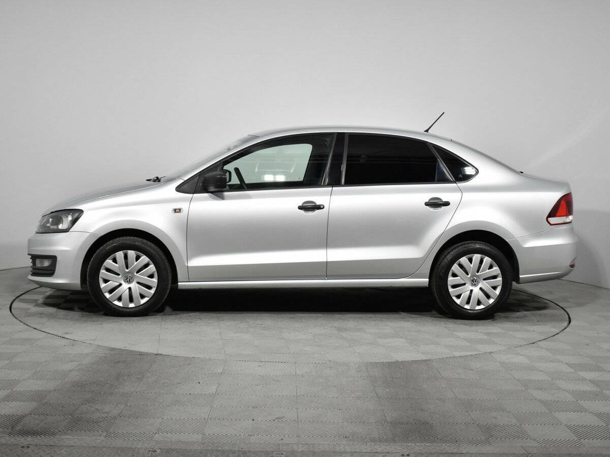 Volkswagen Polo с пробегом — 2016 год. Фото: #7