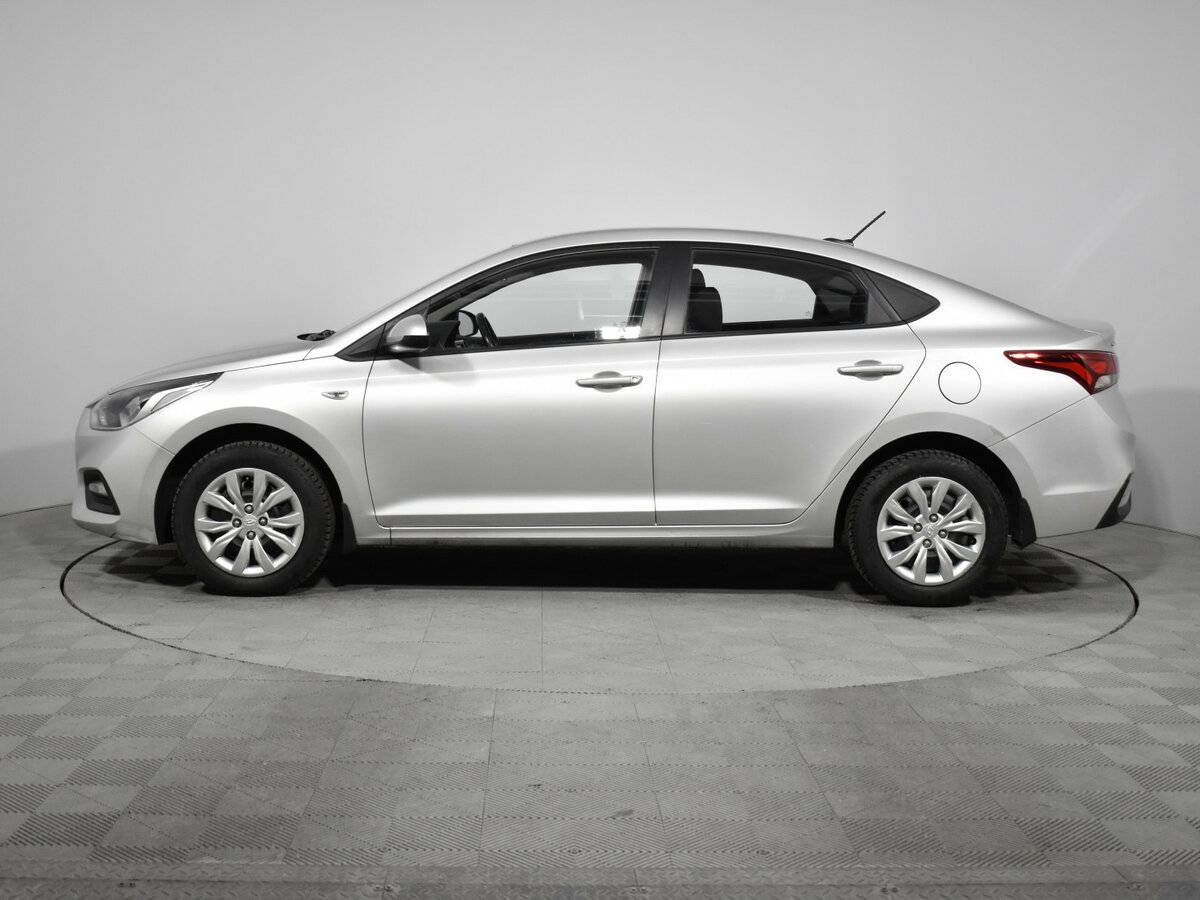 Hyundai Solaris с пробегом — 2017 год. Фото: #7