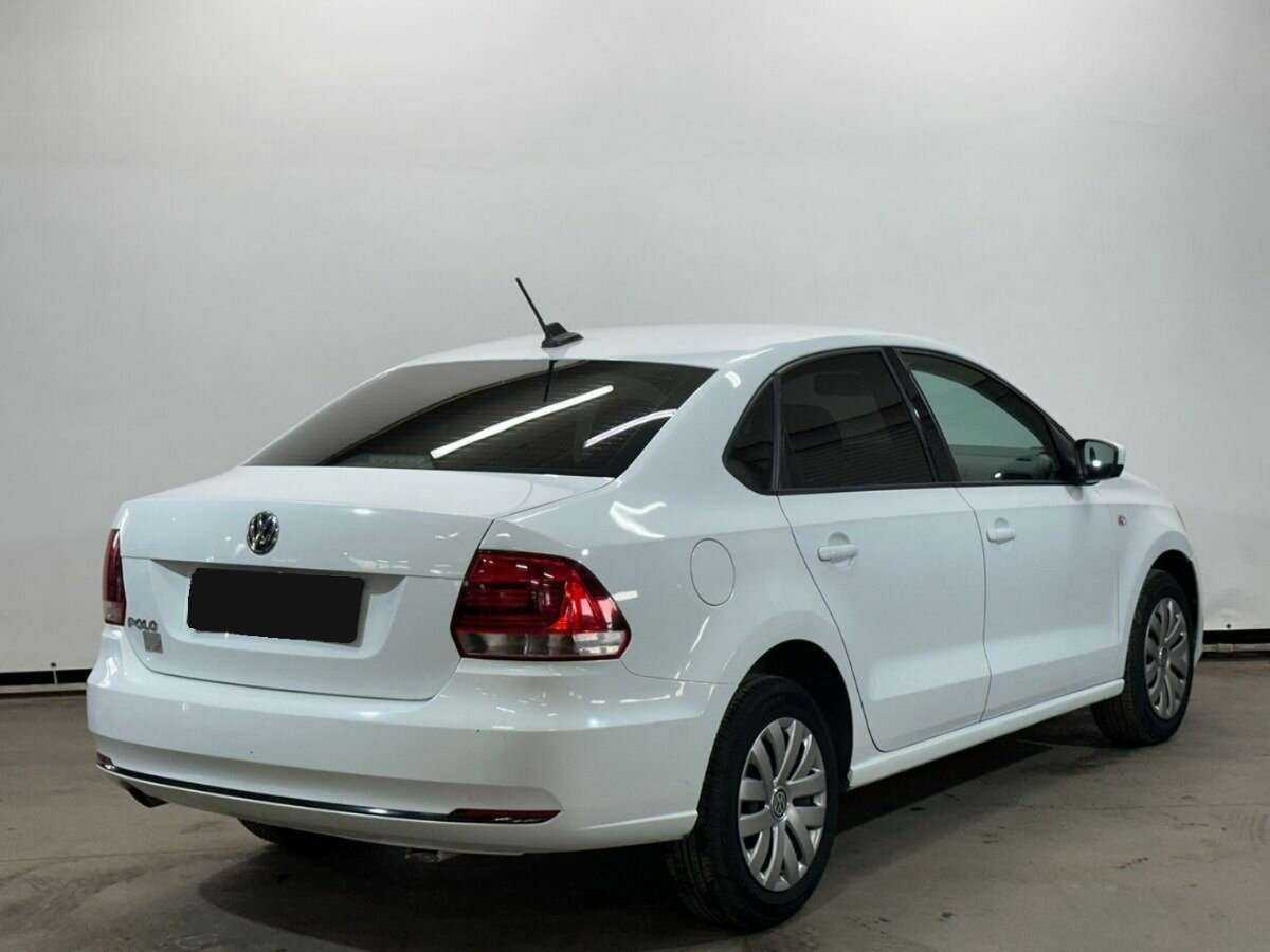 Volkswagen Polo с пробегом — 2019 год. Фото: #3