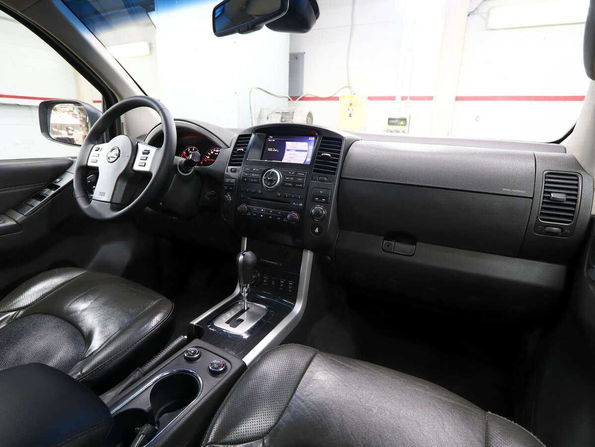 Nissan Pathfinder с пробегом — 2012 год. Фото: #8
