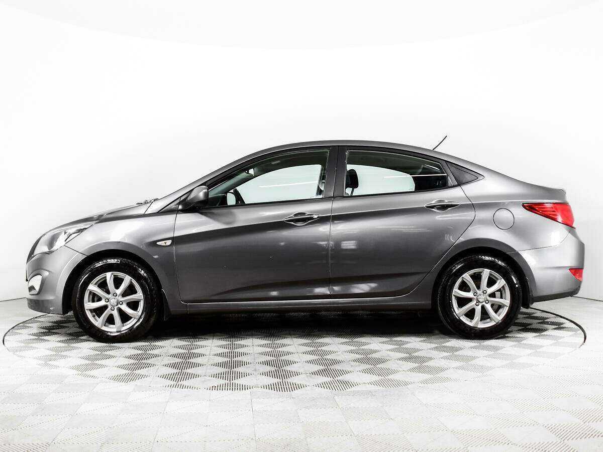 Hyundai Solaris с пробегом — 2016 год. Фото: #7