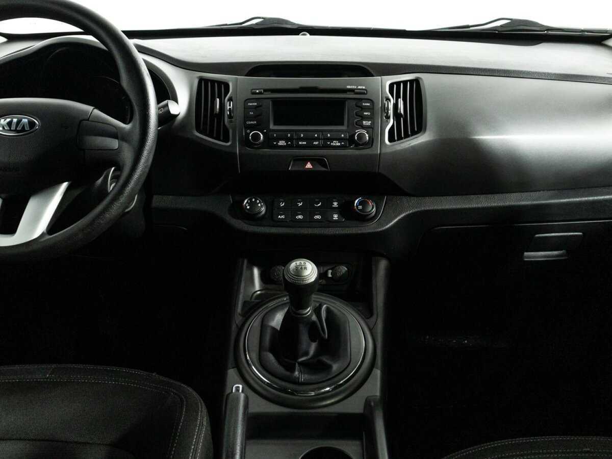 Kia Sportage с пробегом — 2012 год. Фото: #13